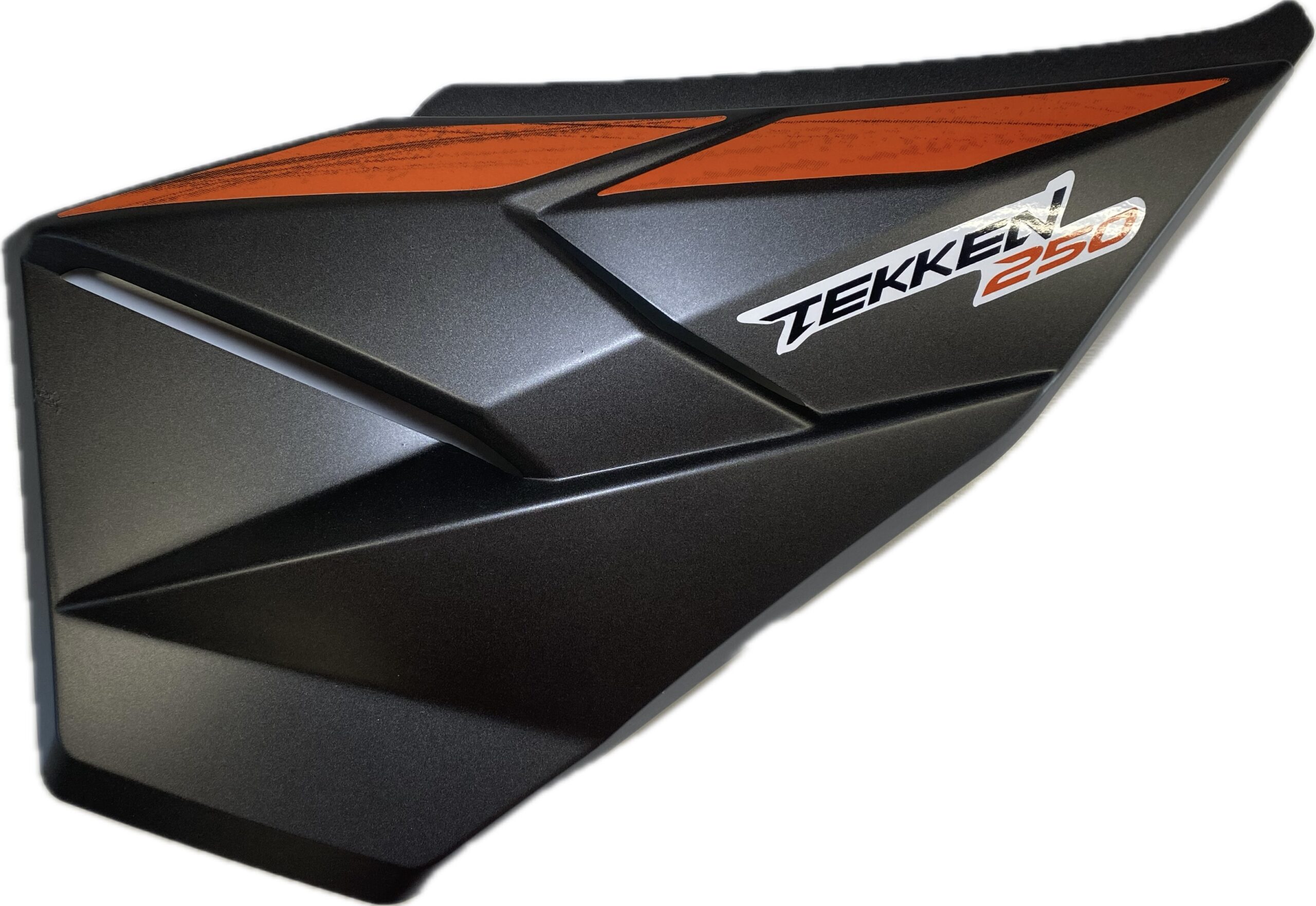 IMG_3956 Пластик боковой большой FUEGO TEKKEN 250 2022 левый (оранжевый) — изображение 1